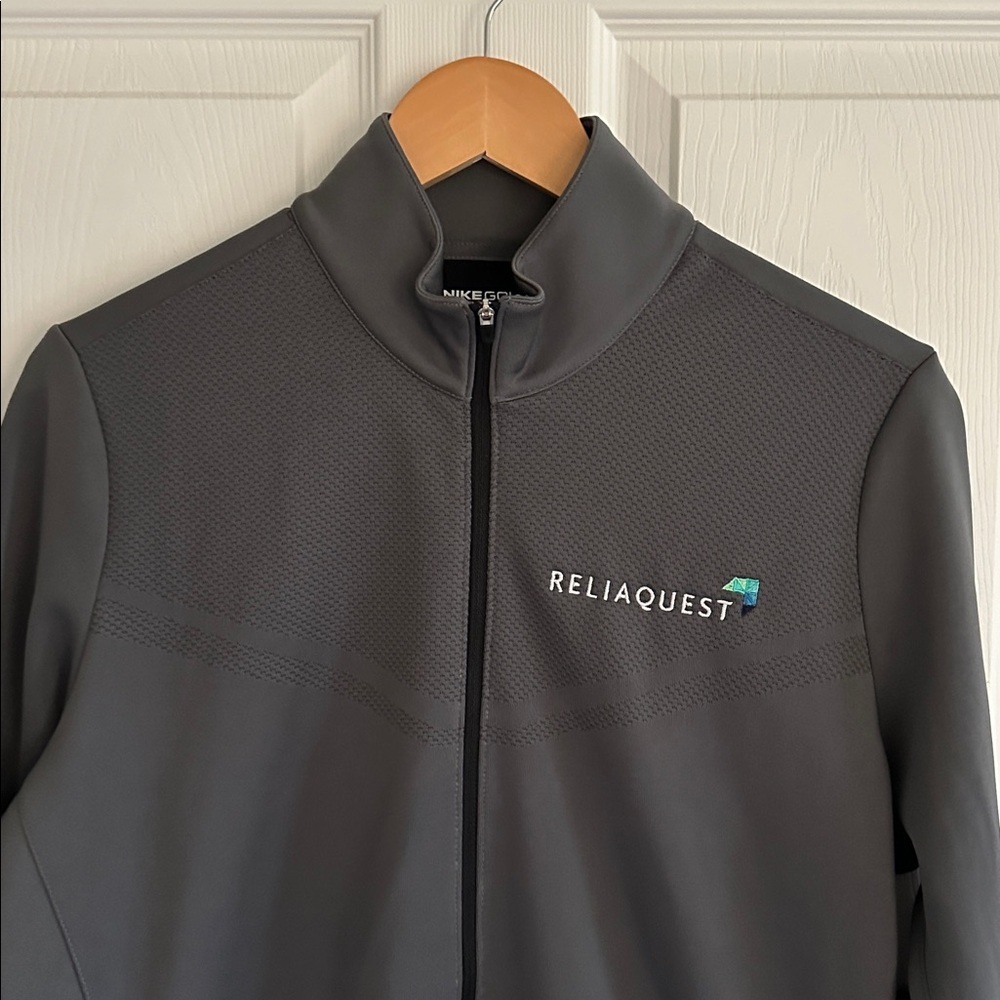 Nike Golf Therma Fit Dark Gray Full-Zip Jacket NWT - Picture 2 of 11